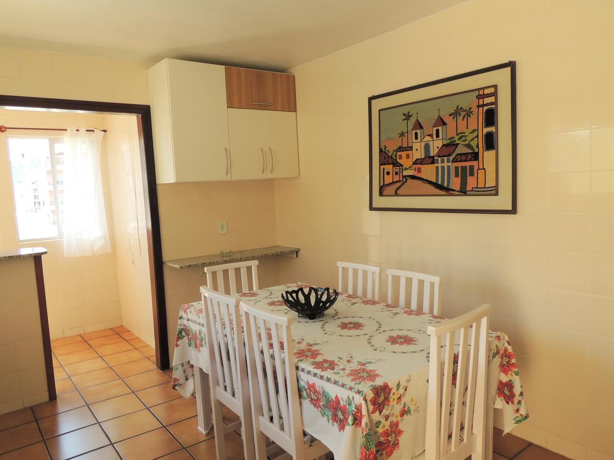 Residencial Kelly Cristina Apartment Bombinhas Exterior photo