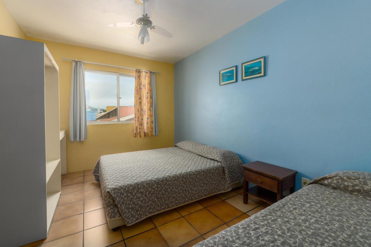 Residencial Kelly Cristina Apartment Bombinhas Exterior photo